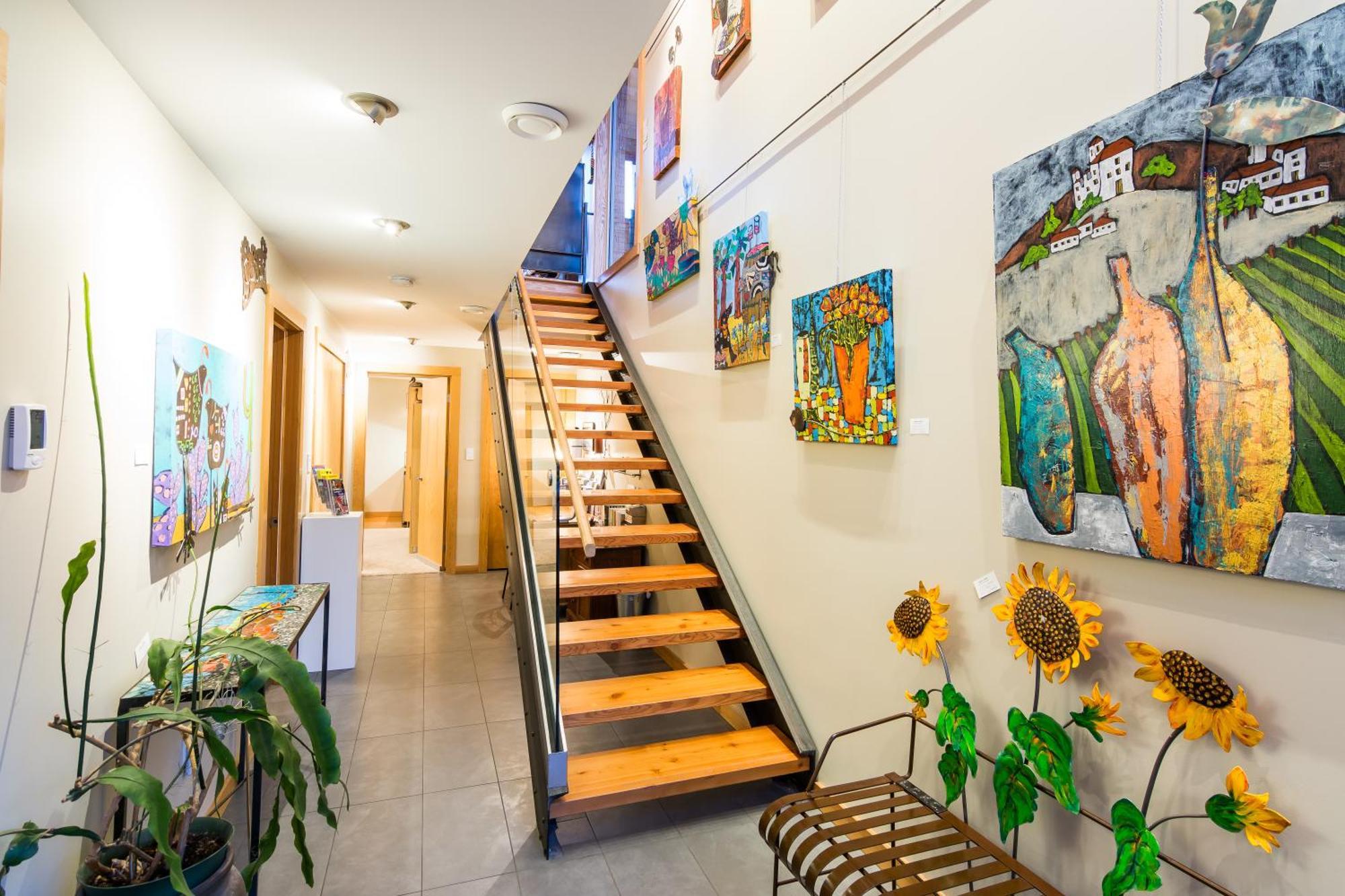 Cormier'S Studio Guest Suites Penticton Ngoại thất bức ảnh