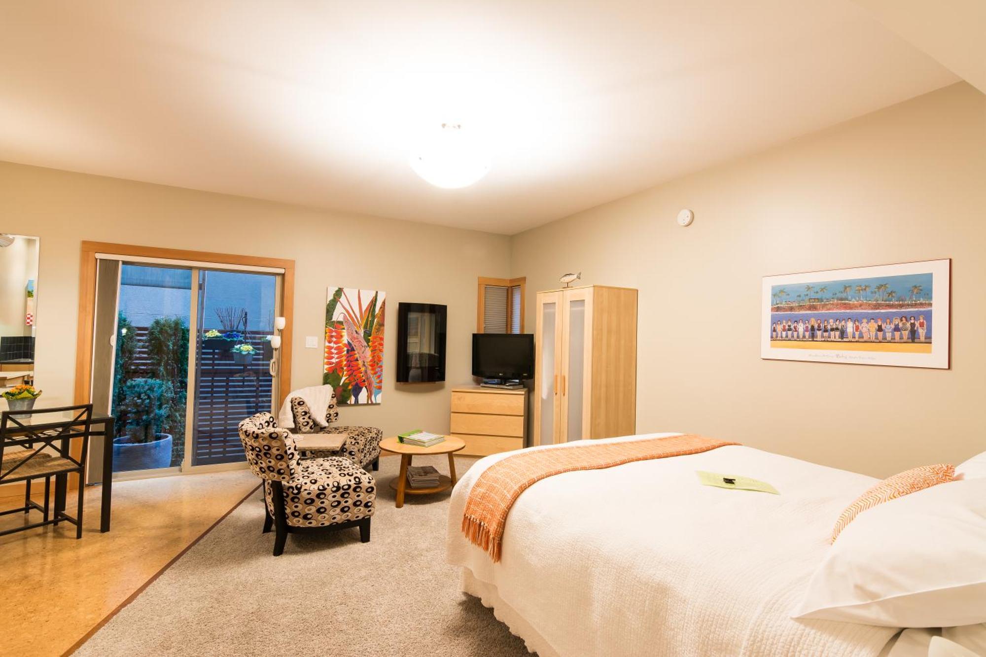 Cormier'S Studio Guest Suites Penticton Ngoại thất bức ảnh
